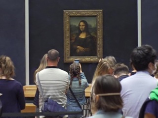 Лувр открыт: "Джоконда" вновь ждет гостей