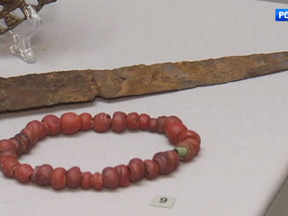 ������������ ����� ���������� �������� � 100-����� ���������� ����������